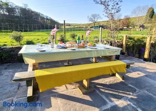 4 Bed in Little Hayfield oc-c31097 - Image 1