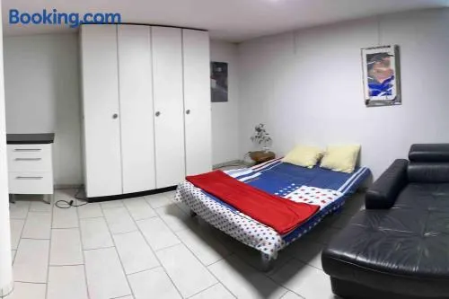 Basel - 5 mins away - Modern Basement Studio with Kitchen 35m2 in Muttenz - Image 1