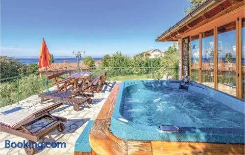 Gorgeous Apartment In Supetarska Draga With Sauna - Image 1