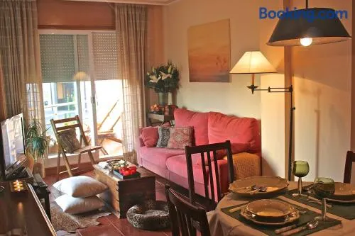 EXCLUSIVO APARTAMENTO EN SANXENXO CON PISCINA A UNOS 150 m DE LA PLAYA DE SILGAR - Image 1