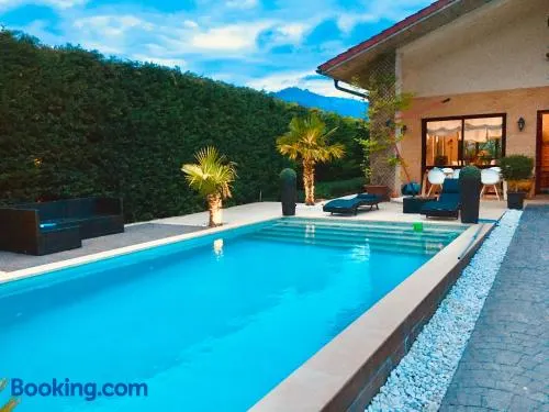 Four Bedroom Chalet with Private Pool in the Heart of Rioja Alavesa - Image 1