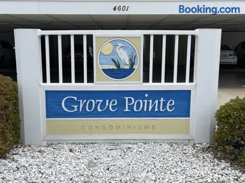 Grove Pointe 103 - Image 1