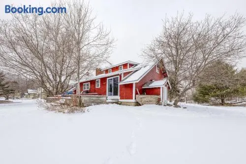 Roxbury Retreat - Image 1