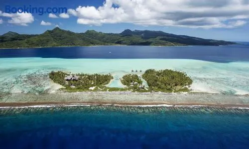 Chill Camp Tahaa - Image 1