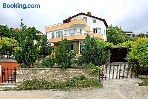 Popov Guest House - Image 1