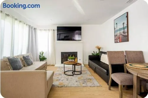The Heart Of LA House - Image 1