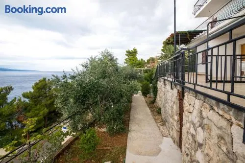 Apartamento vacacional con barbacoa | Vistas al mar | Cerca de la playa | Admite perro - Image 1