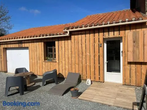 Gîte en bord de lac - Image 1