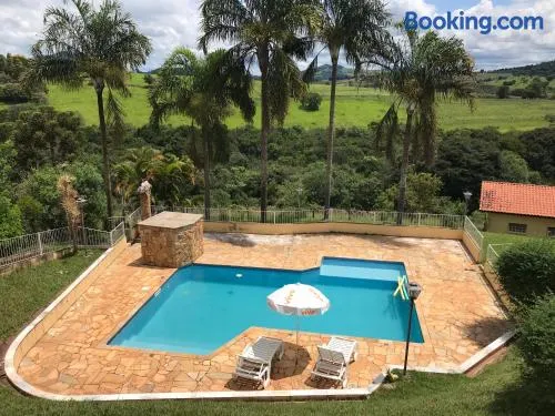 Chácara das Palmeiras - Piscina, Churrasqueira e Campo - Image 1