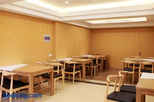 GreenTree Inn Anhui Chuzhou International Market Place Express Hotel - Image 1