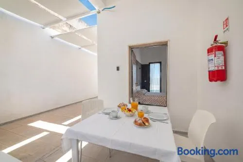Casa Miggiano 6 BR Apartment in Town - Happy Rentals - Image 1
