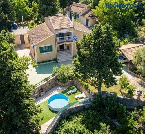 Anna's Traditional Villa, Pool & Hiking Trail - Image 1