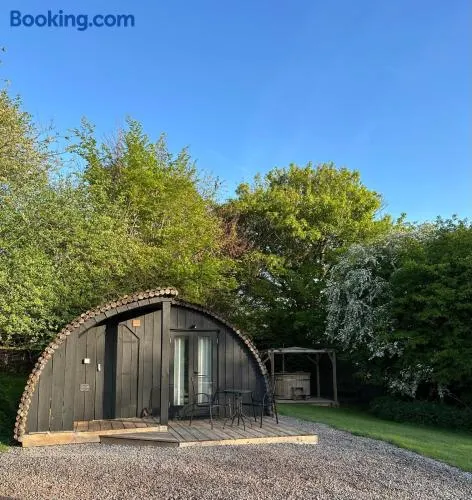 Apple Tree Cabin - Image 1