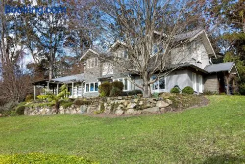 Mulgrave House - Image 1