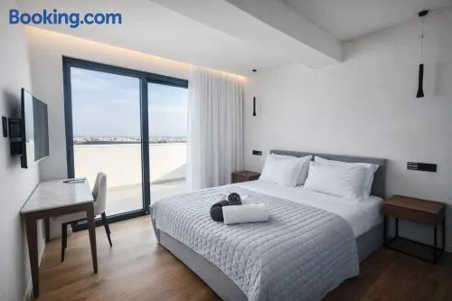 Sky Suites Nicosia - Image 1