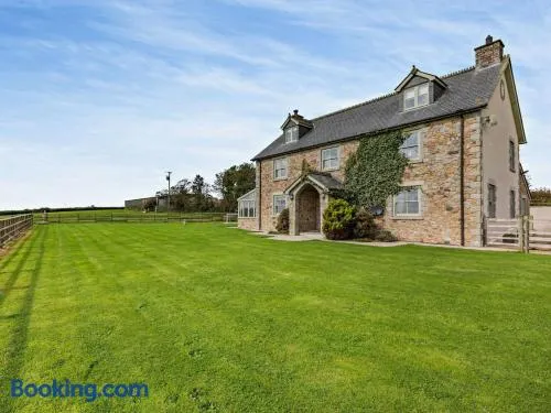 5 Bed in Bude oc-lossi - Image 1