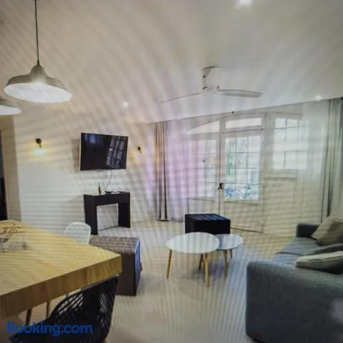 Superb fully renovated apartment in La Croix-Valmer - Image 1