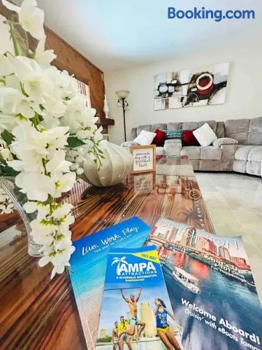 Vintage Family Scape + heated pool&discount - Image 1