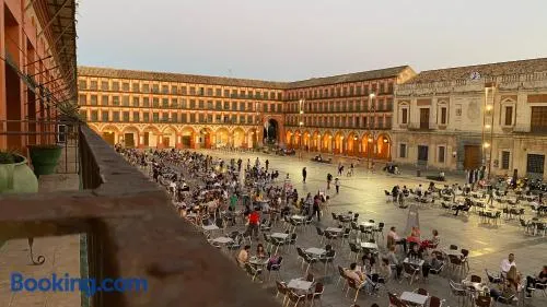 Hostel Plaza Mayor Corredera - Image 1