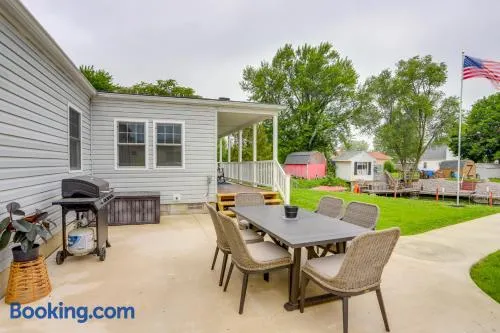 Boat Dock & Grill! Canal-Front Port Clinton Escape - Image 1