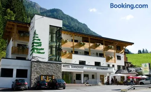 Hotel Tannenhof - Image 1
