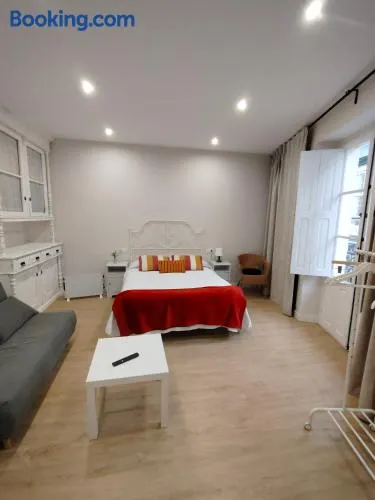 TraviesaBetanzos - Image 1