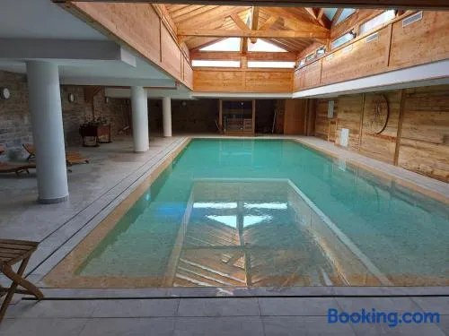 2 pièces standing et magnifique piscine - Image 1