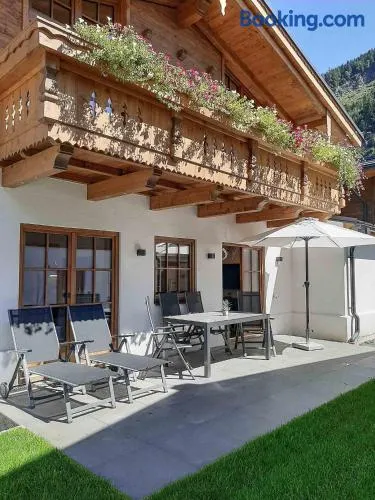Hochalmbahnen Chalets 8W1, Waldrebe, nahe Gondel, Hunde willkommen - Image 1