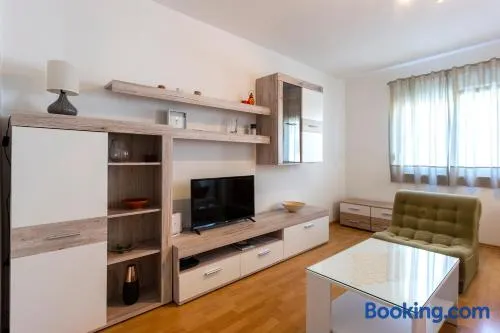 Apartment Anna with FREE private parking - Image 1