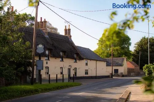 Breckland Thatched Cottage - Image 1