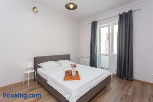 Sunny and Modern 1BDR Apartment in the Center - Image 1
