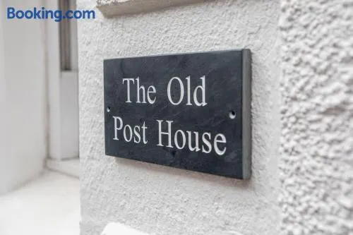 The Old Post House - Image 1