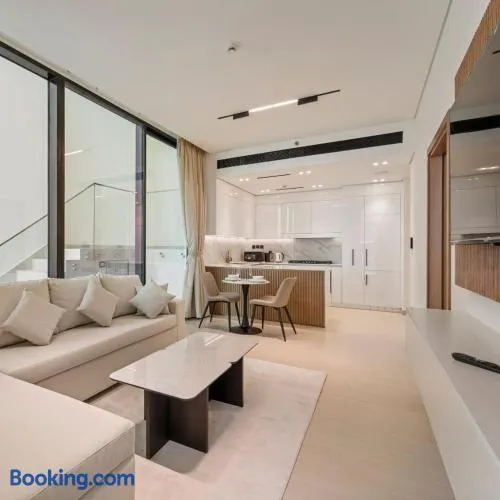 Signature 2-Bedroom Apartment with Private Pool - Image 1