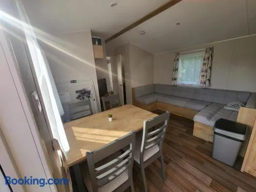 Chalet Meerwijck mit Terrasse am Wasser mit Strand und Schwimmbad - Image 1