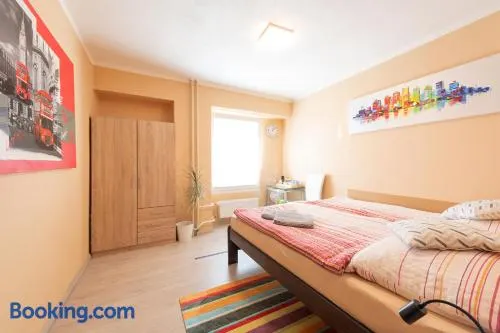 Cozy room with private bathroom, 9mins oldtown, 15mins airport, WiFi - Image 1