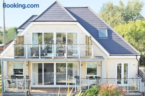 Claremont Beach House - Image 1
