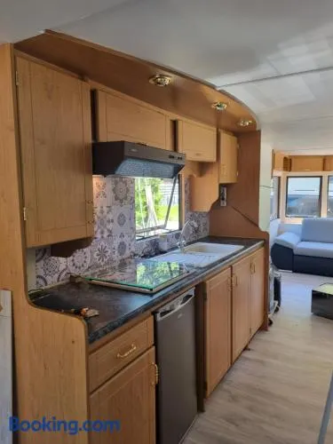 Le Petit Écrin, caravane résidentielle - Image 1