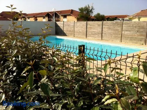 Maison Indigo 4 personnes - Image 1