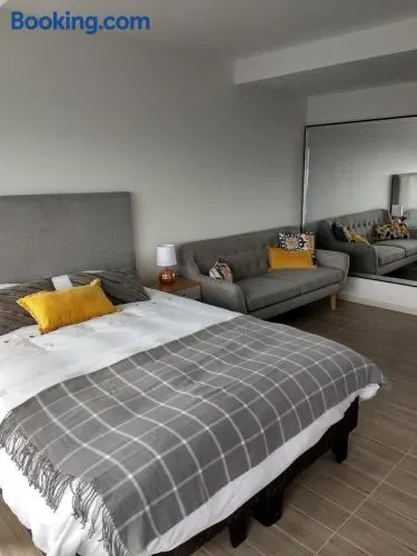 Apartamento de Lujo. Frente Mall Plaza - Image 1