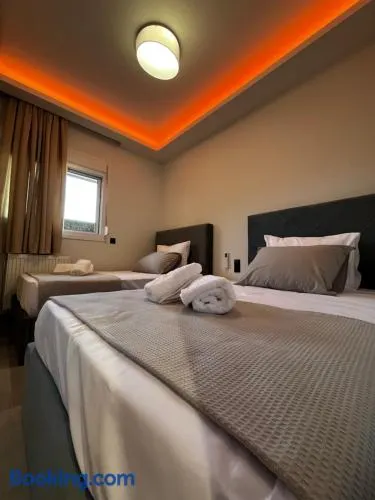 Thomas Luxury home - Image 1
