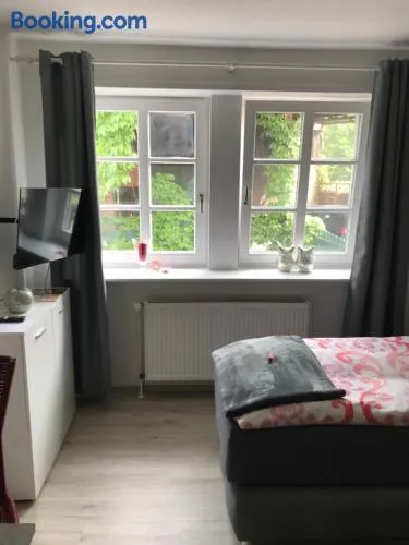 Helpens Hof - Image 1