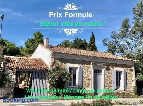 Le Clos des Lys, Maison de Pays Raffinée Proche de la Mer - Image 1
