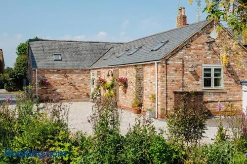 Little Lodge on the Yorkshire Wolds - Image 1