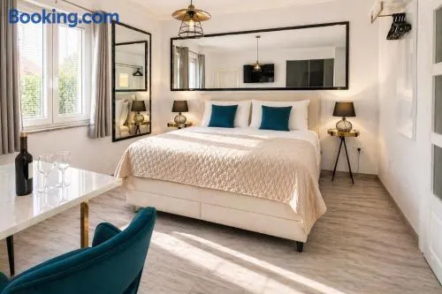 Central Park Suites - Image 1