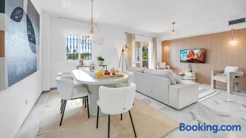 VACATION MARBELLA I Los Naranjos, Duplex Penthouse, Golf Lovers, Security, Swimming pool, Fastest WiFi with Rooftop and Terrace, Close to Puerto Banus - Image 1