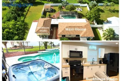 Port Charlotte Oasis House and Bunkhouse Pool, Hot Tub, RV Boat space - Image 1