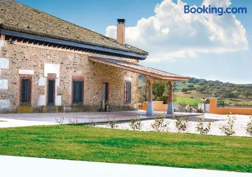 Casa Rural La Torrecilla con PISCINA PRIVADA - Image 1