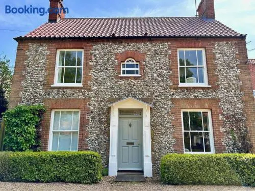 Charming Foxglove Cottage - Burnham Market - Image 1