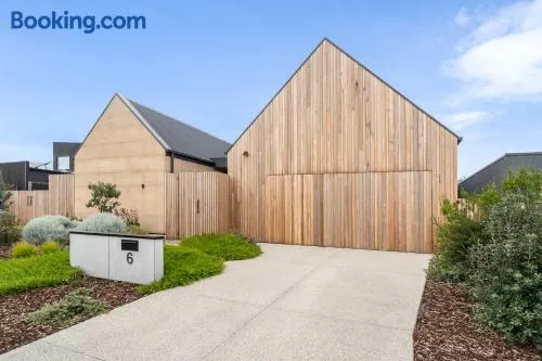 Mintaro - Image 1