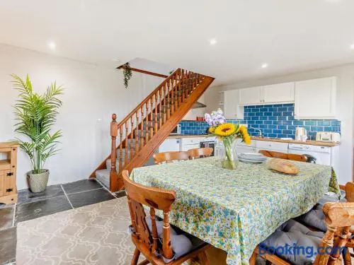 2 Bed in Holsworthy oc-51764 - Image 1